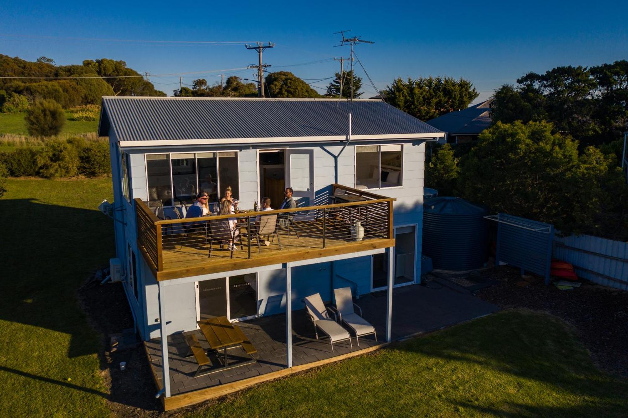 The Blue House Villa Coles Bay Exterior photo